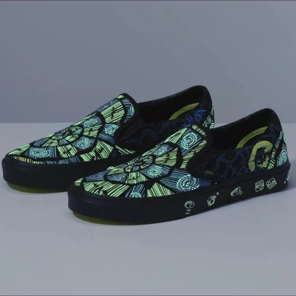 Vans x Disney Nightmare Before Christmas Oogie Boogie Slip-On - Picture 2 of 11
